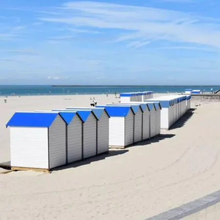 Le Blason Studio Spacieux Avec Parking Prive &wifi